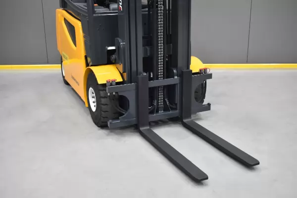 JUNGHEINRICH EFG 425 s